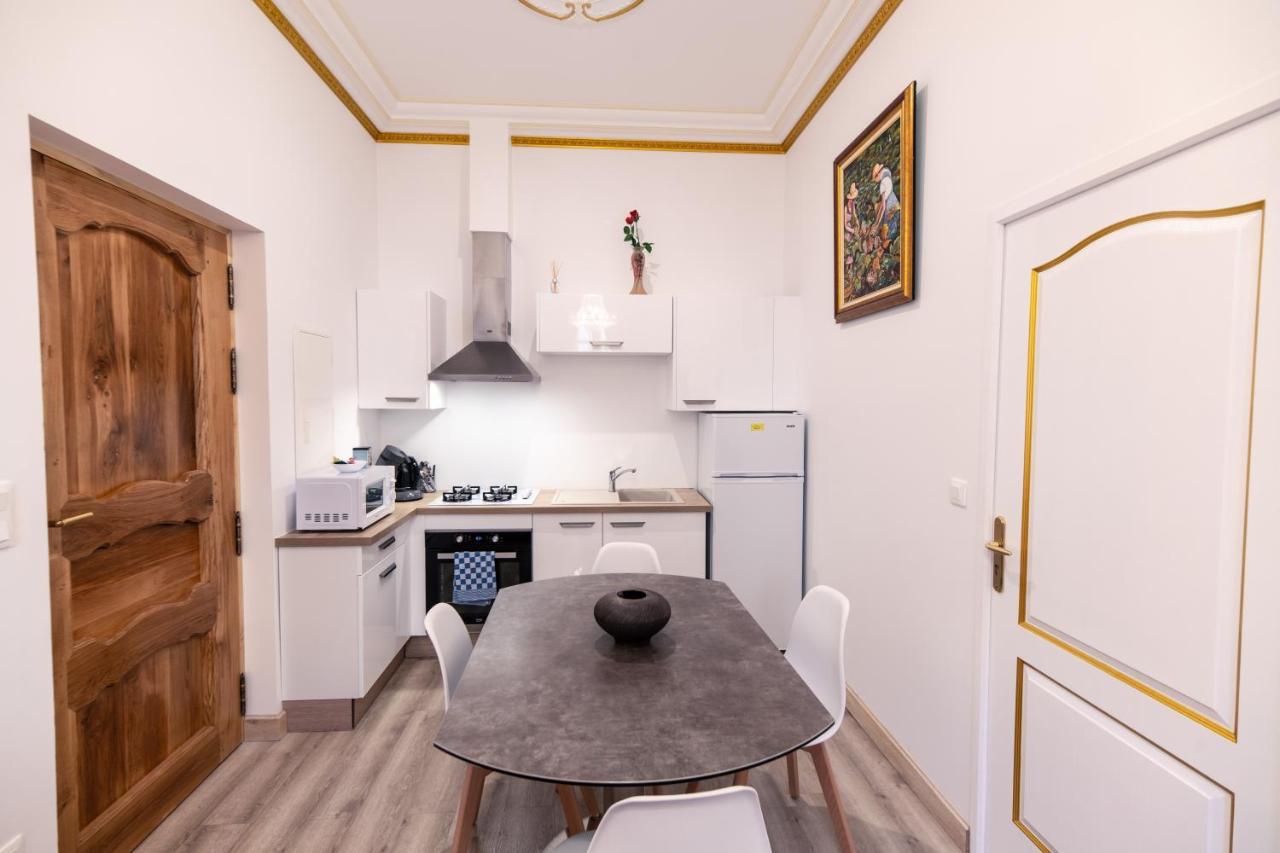 Appartement Maison De L'Eglise Du Couvent Narbonne Dış mekan fotoğraf